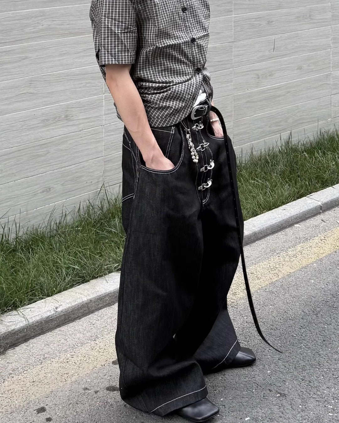 Vintage Buckle Baggy Denim Pants