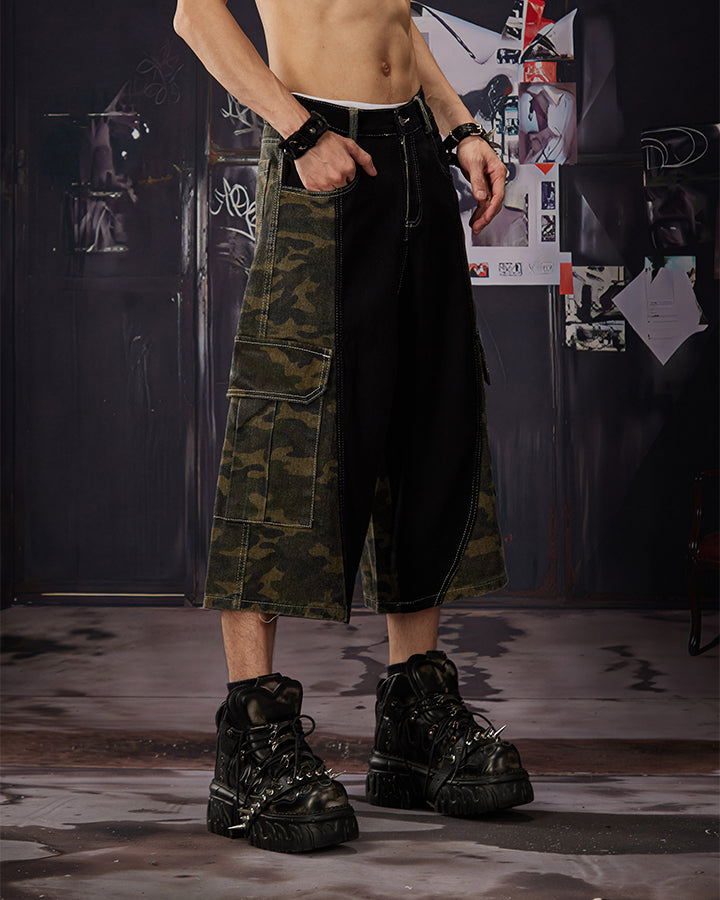 Contrast Panel Camo Utility Shorts New