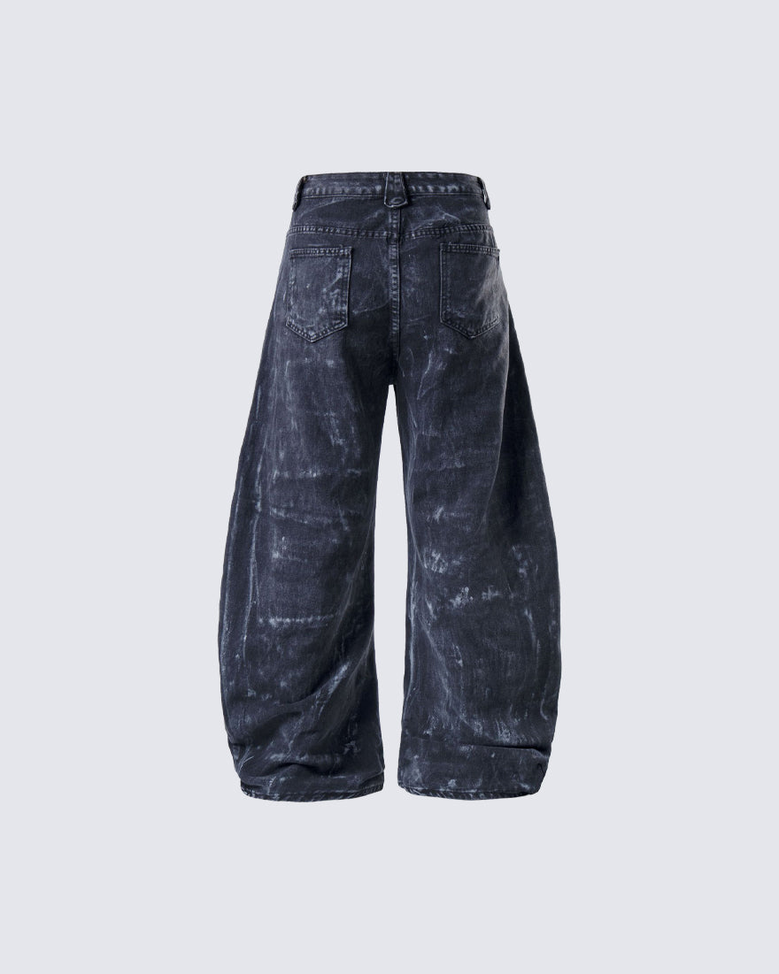 High-Street Distressed Curved-Leg Denim Jeans