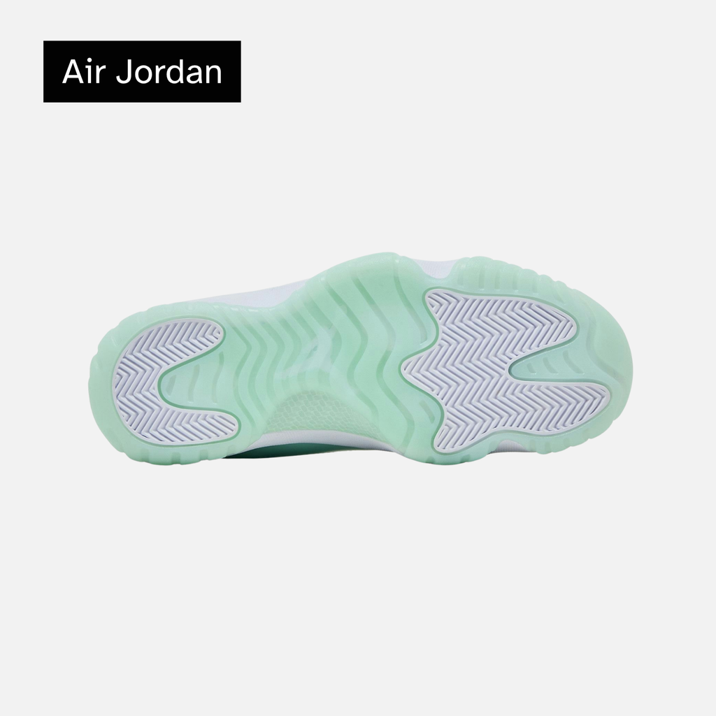 Wmns Air Jordan 11 Retro Low 'Igloo'