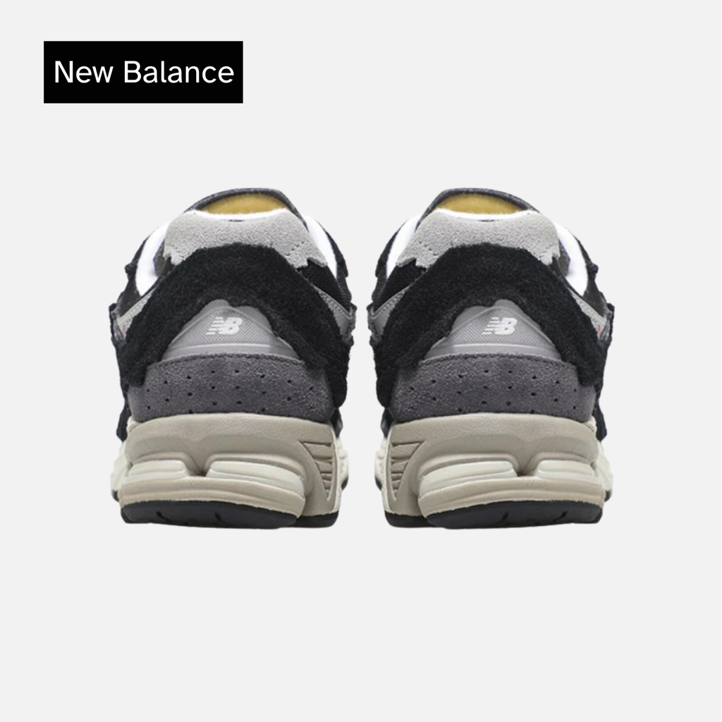 2002R 'Protection Pack - Black Grey'