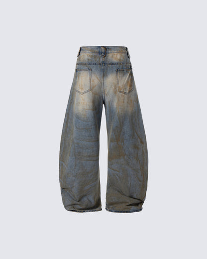 High-Street Distressed Curved-Leg Denim Jeans