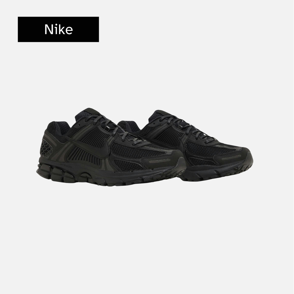 Air Zoom Vomero 5 'Triple Black'