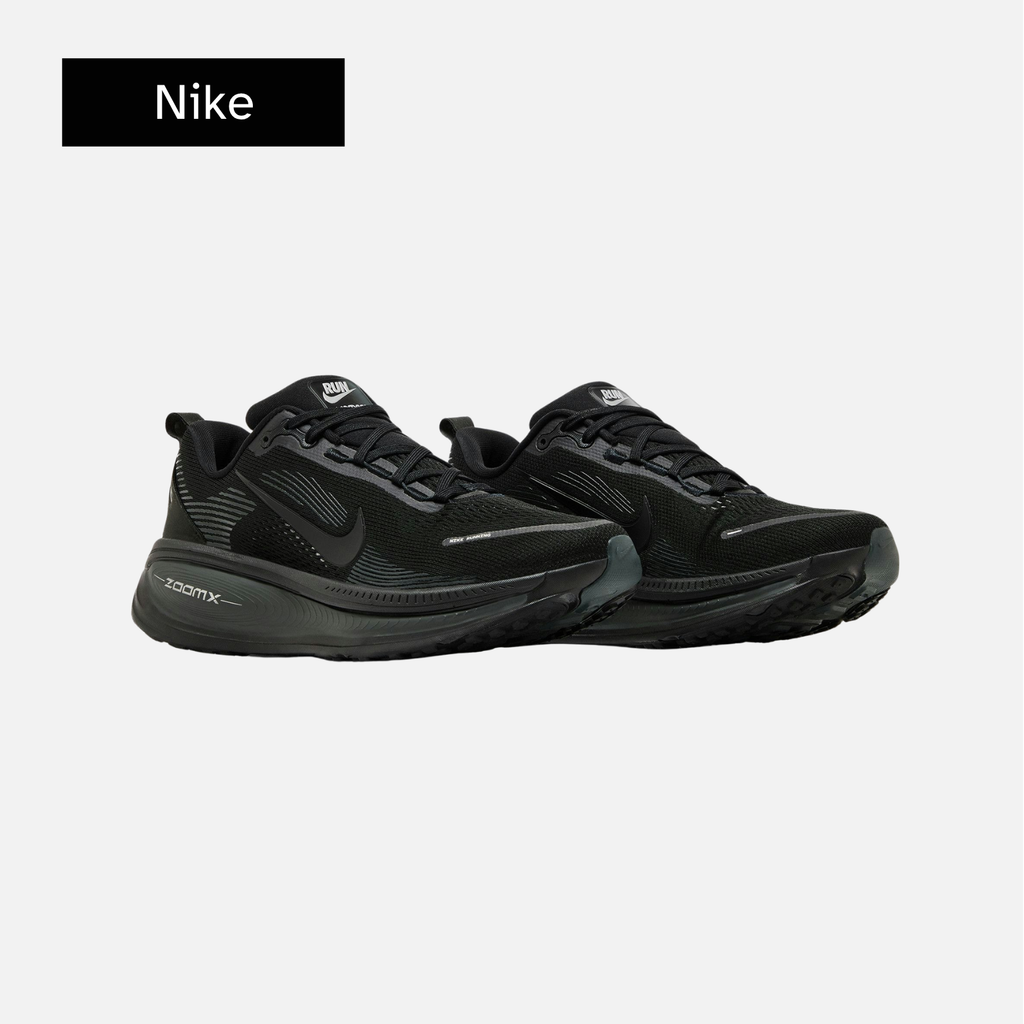 Vomero 18 'Triple Black'