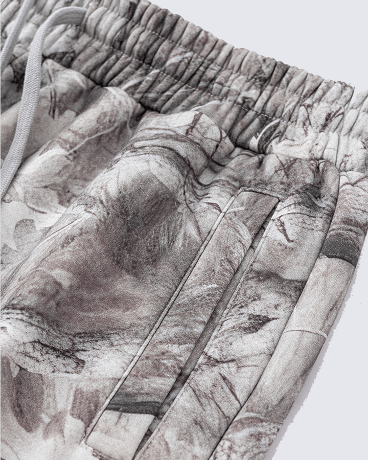 Fleece-Lined Camouflage Print Straight-Leg Pants